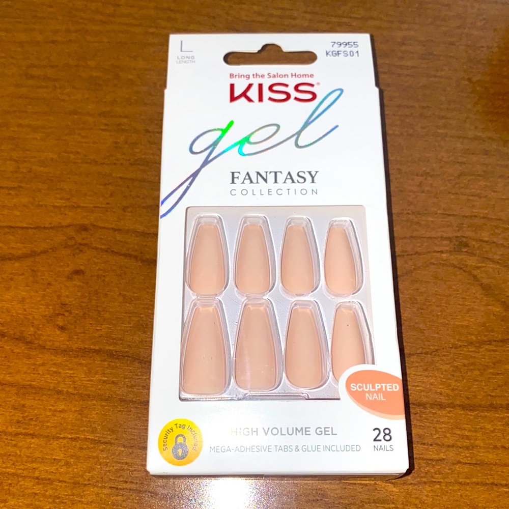 NEW KISS Gel Fantasy Collection High Volume Gel Nails kit